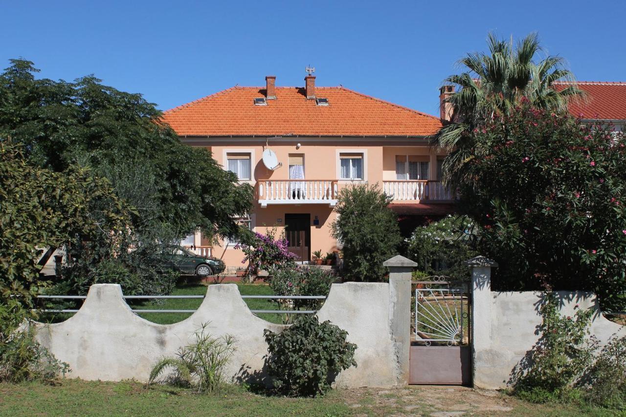 Apartments For Families With Children Privlaka, Zadar - 5747 Exterior foto