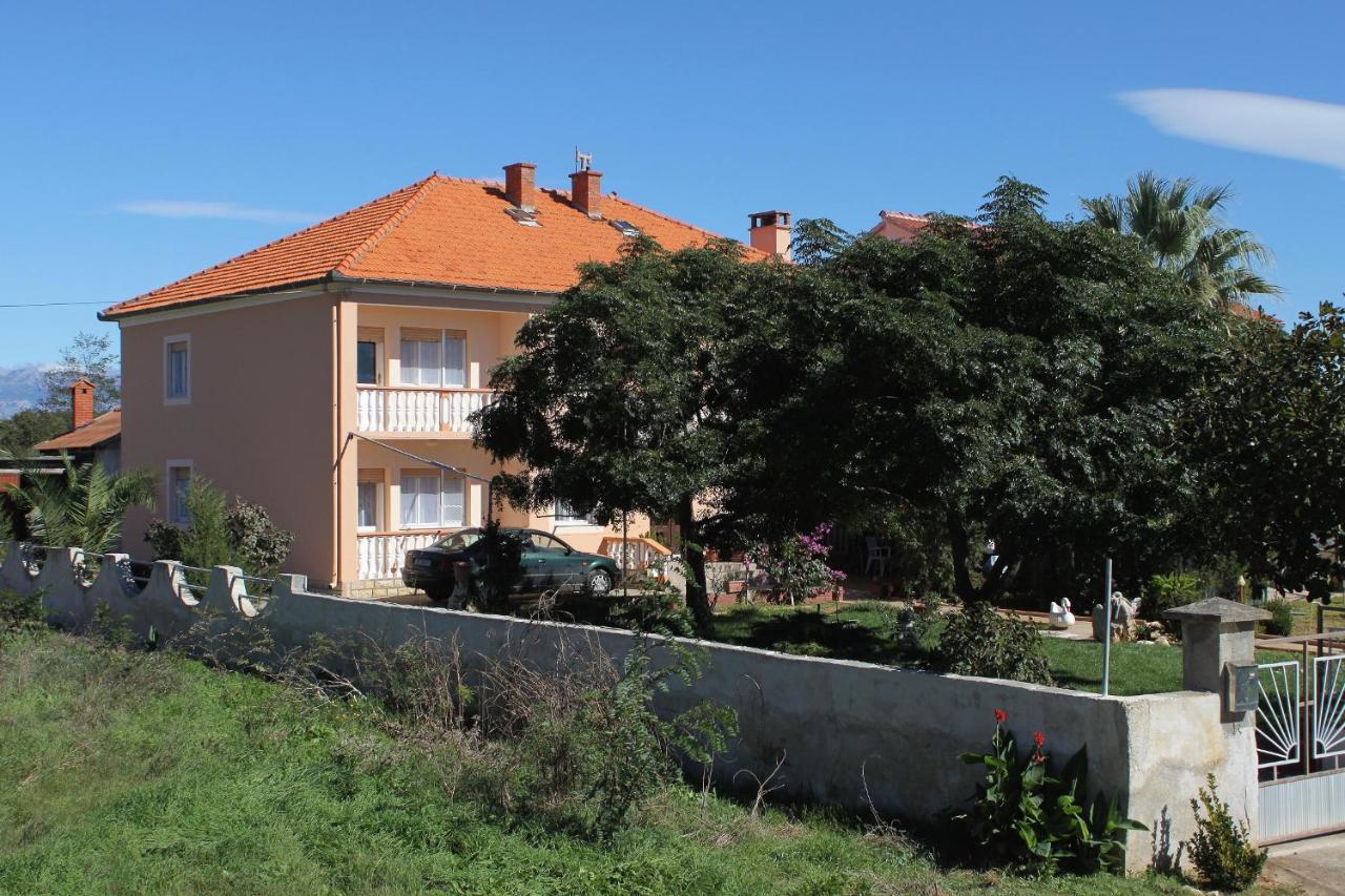 Apartments For Families With Children Privlaka, Zadar - 5747 Exterior foto